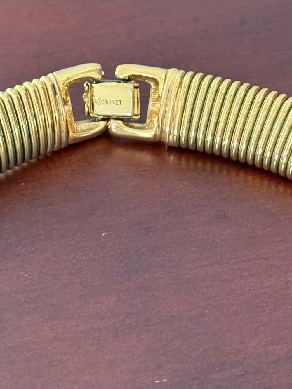 Monet Signed Gold Tone Snake Chain Collar Choker Omega Necklace with Box Clasp